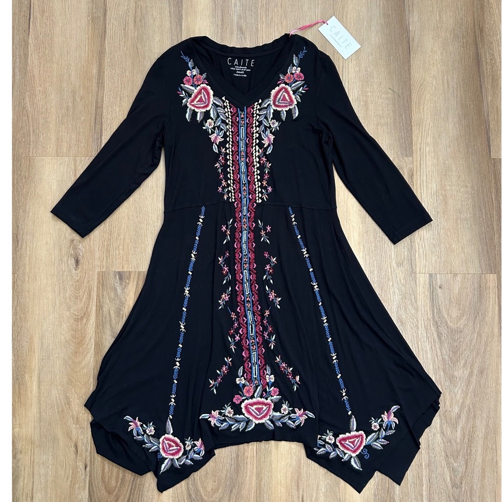 Caite anthropologie Dress embroidered Boho Lagenlook Handkerchief Hem Small NEW